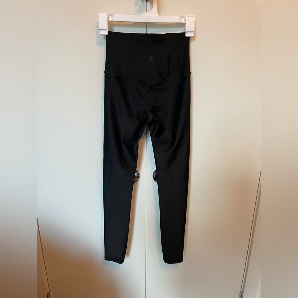 Athleta black shiny leggings